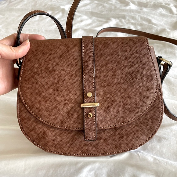 Calvin Klein Handbags - Calvin Klein tan saddle crossbody brown